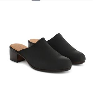 Adelante made to order hand crafted The Camila Black Leather Mules size 9 EUC‎